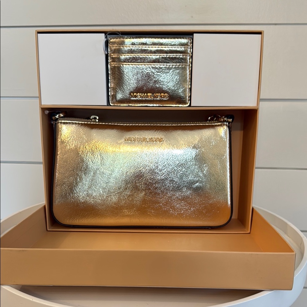 NWT Michael Kors Gold Women's Bag Boxed Gift Set